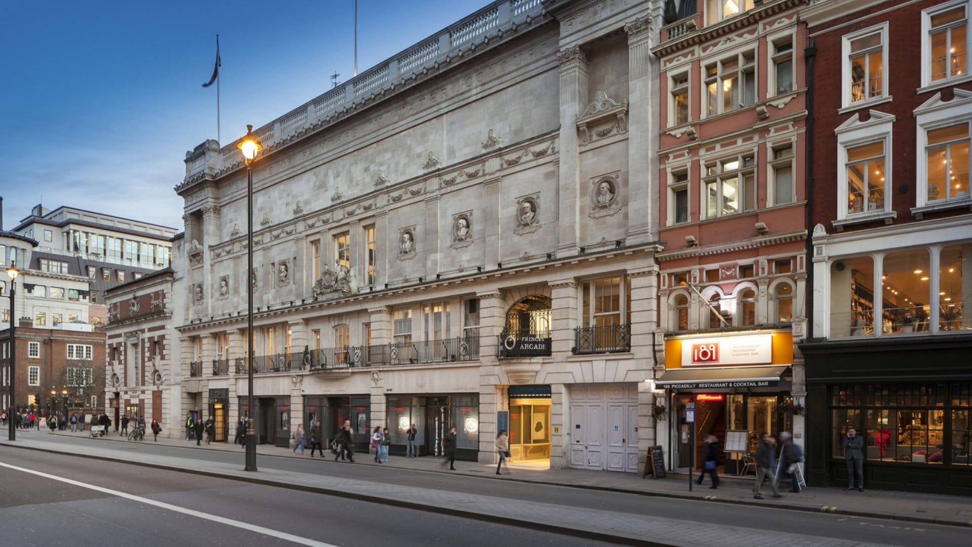 Princes Arcade